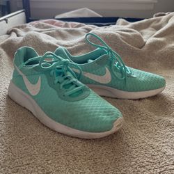 Nike Women’s Shoes