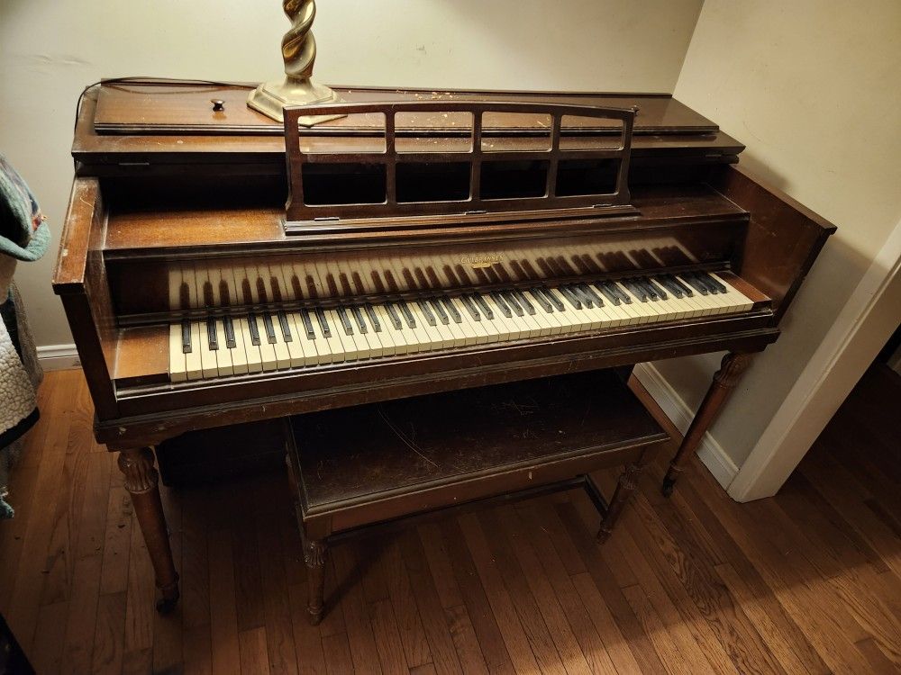 Gulbransen Piano
