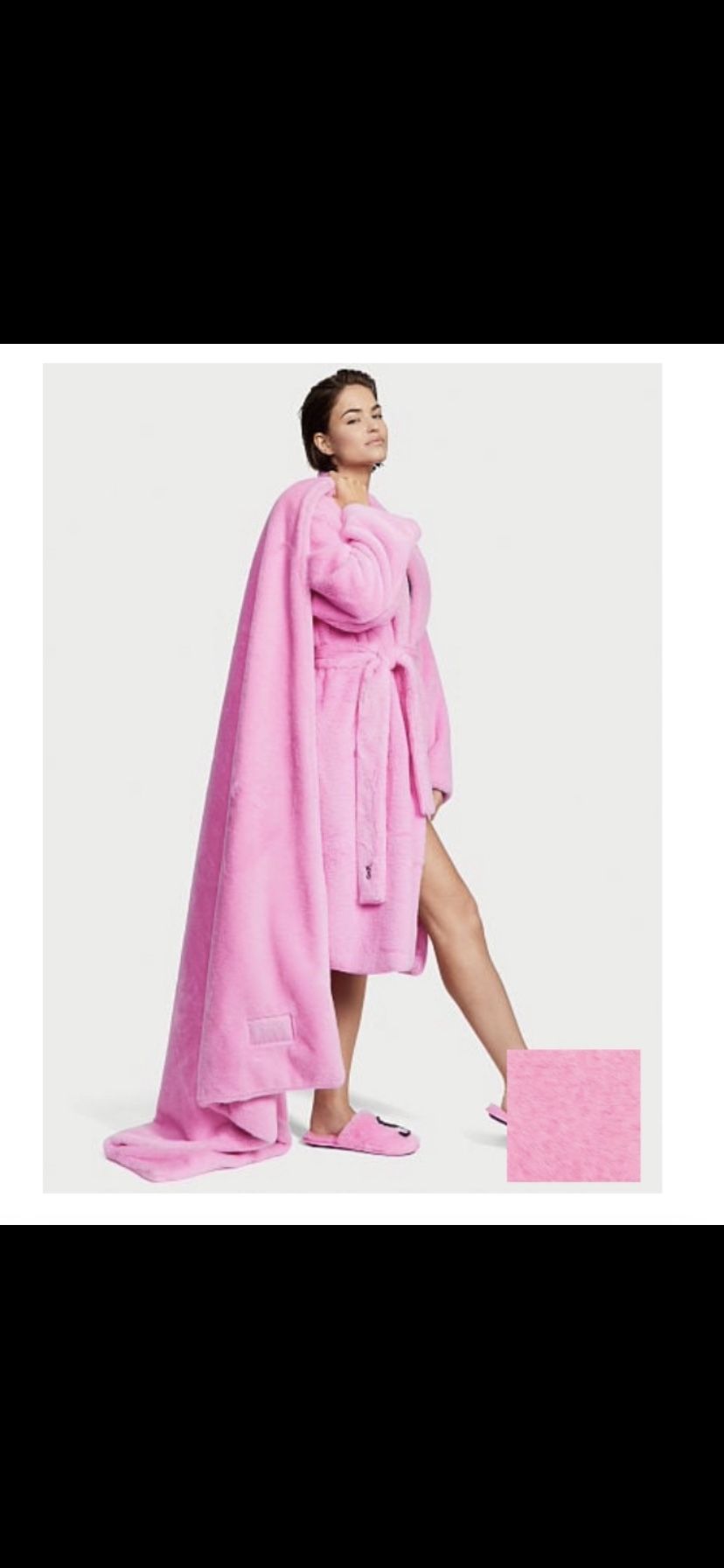 NEW Victoria’s Secret Blanket PINK LIMITED EDITION Faux Fur Throw