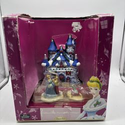 2005 Brass Key DISNEY Cinderella Castle Porcelain Village Figure And Slipper 