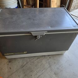 Coleman 80 Ice Chest Cooler $25