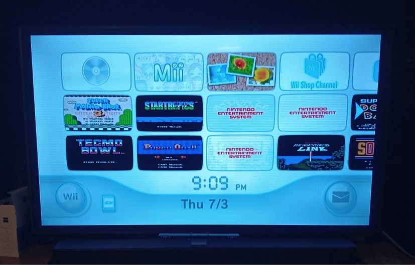Nintendo Wii Console RVL-001 With Virtual Console Games and more!!!