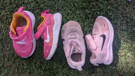 2 Nike Shoes Toddler Girls $20