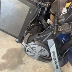 Free - IFIT Rowers - FREE - Rowing Mechanism Works No Screens 