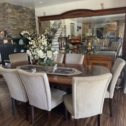 Beautiful Dining Table 
