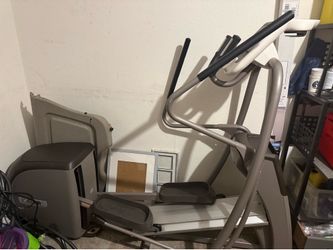 Precor EFX 5.35 Premium Series Elliptical