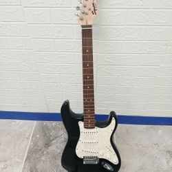Squier By Fender