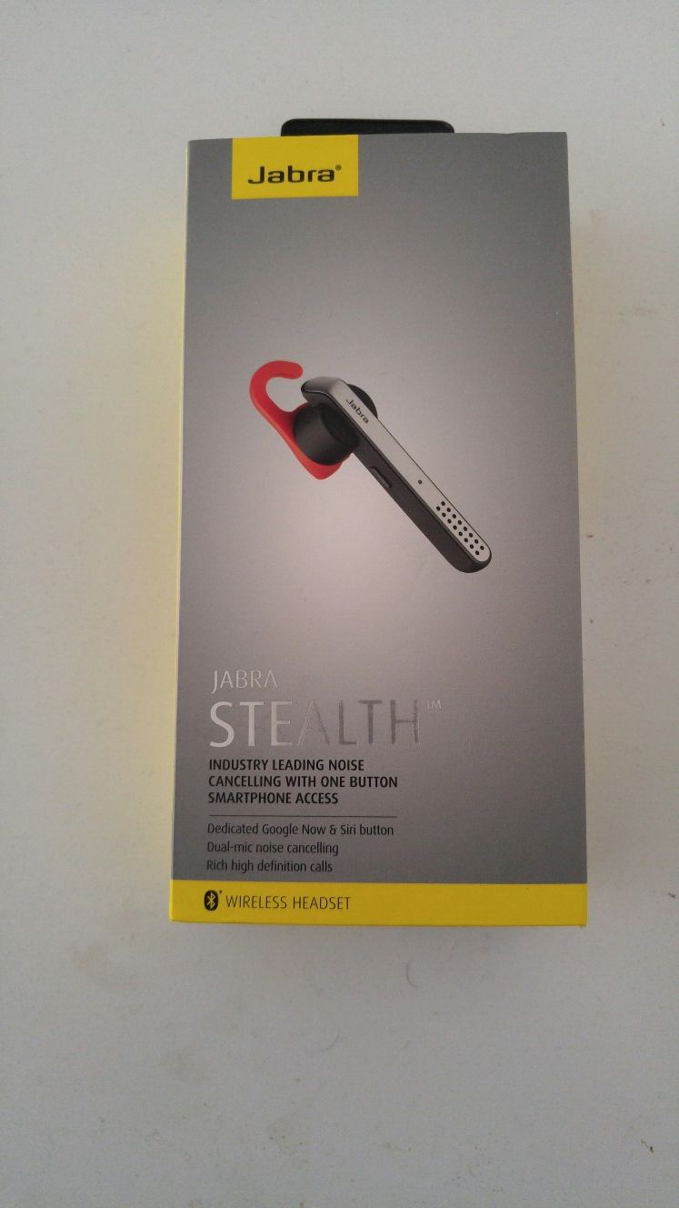 Like new Jabra stealth Bluetooth headset