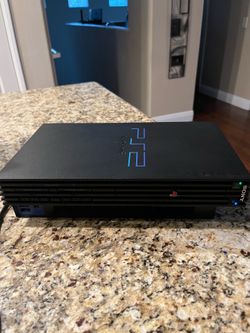 Sony PlayStation 2 PS2 FAT (Console only) SCPH-3001. Powers on - Disc  tray opens.