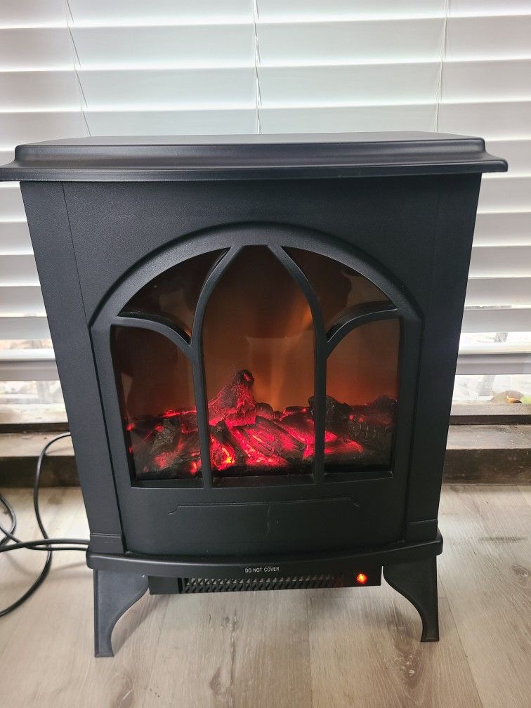 Northwest Freestanding Classic Electric Log Fireplace