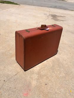 Vintage Luggage Suite case