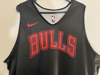 Bulls PLAYERS EXCLUSIVE Reversible Shooting Jersey XL