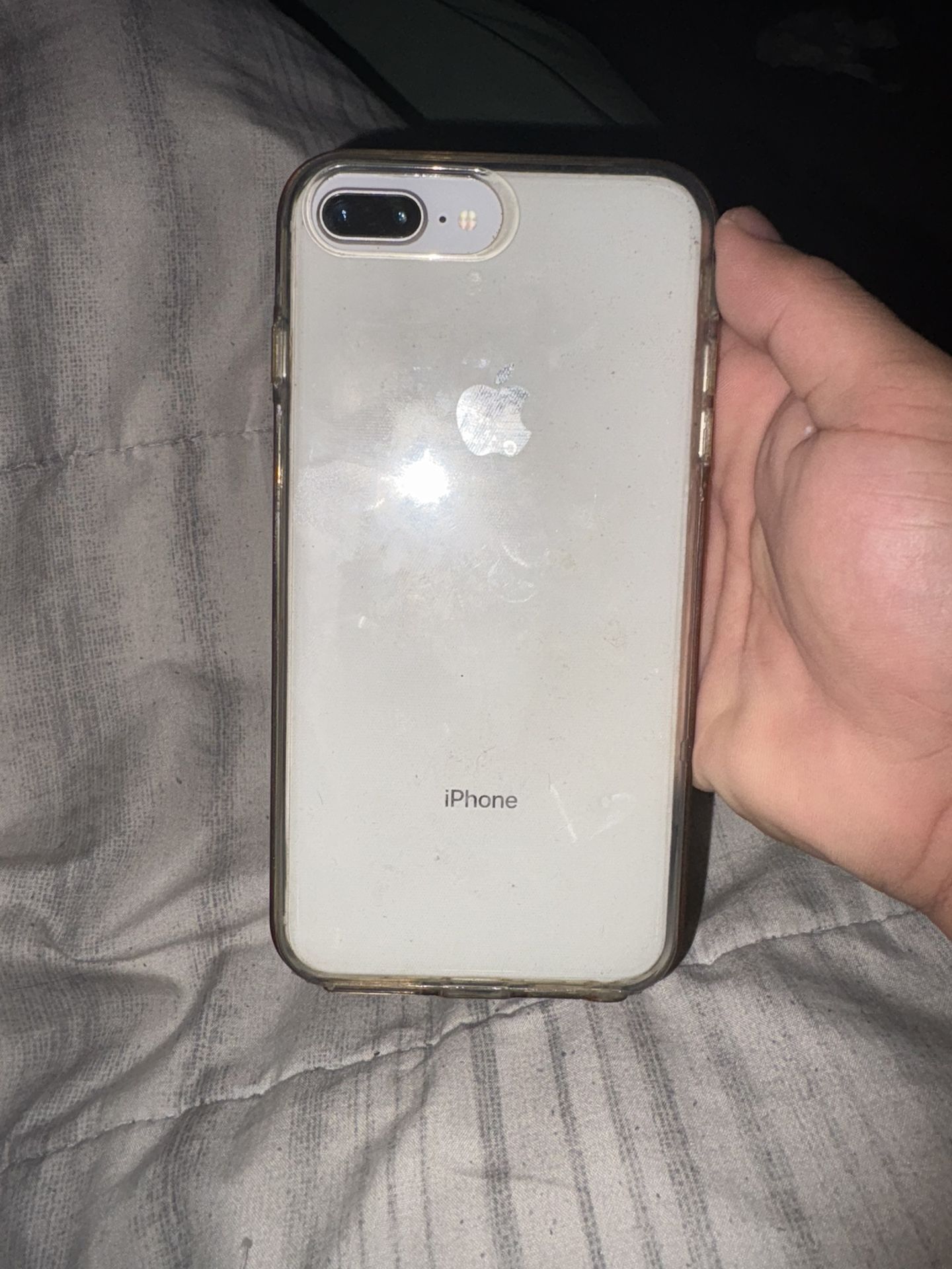 iPhone 8 Plus
