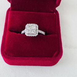 Engagement ring 