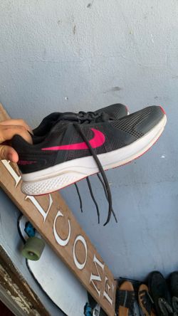 Nike women running shoes