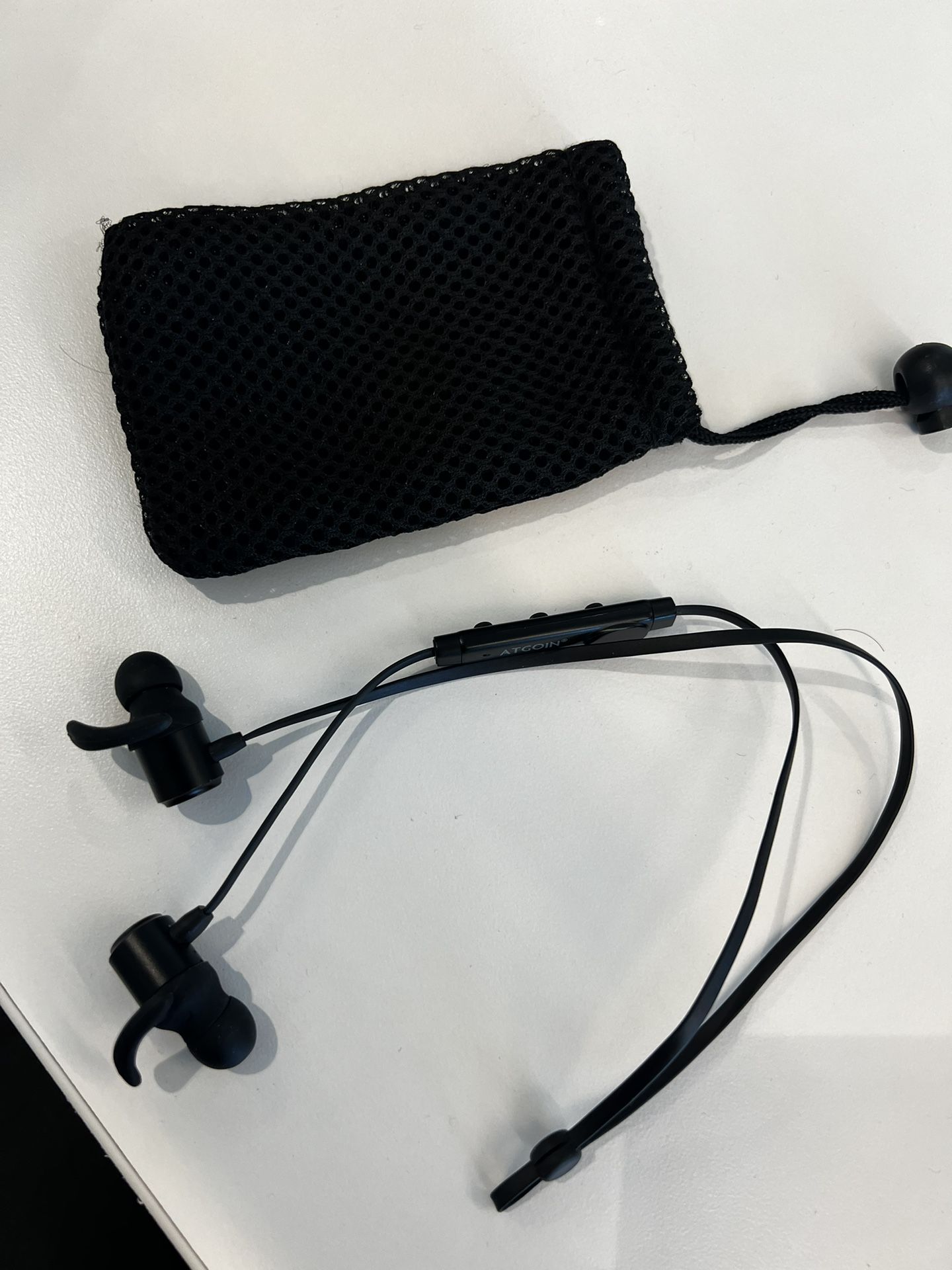 Wireless Earphones Excellent With Case 