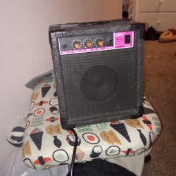 mini guitar amp