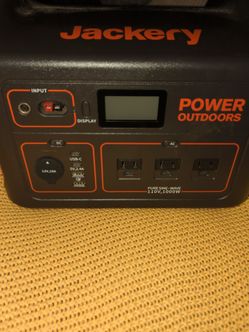 Jackery solar generator