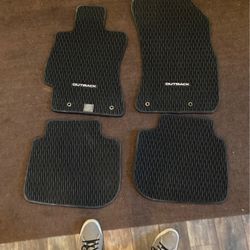 2017 Subaru Outback Floor Mats