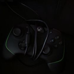 Razer Wolverine V2 Wired Xbox Controller