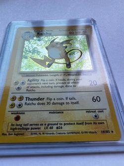 Vintage Pokémon Base Set Holo Raichu 14/102 WOTC