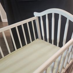 Baby cradle stable or rocking option