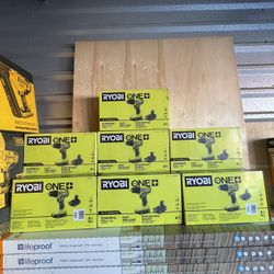 Ryobi ONE+ 18V Cordless 1/2 in. Drill/Driver Kit with Batteries and charger