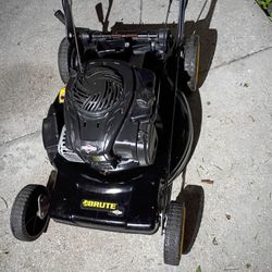LIKE NEWSELF PROPELLED MOWER. SHARP MULCHING BLADE, QUICK DECK HEIGHT ADJ. WORKS GREAT