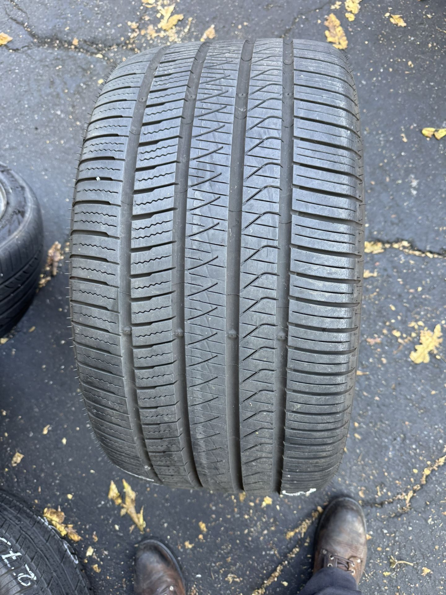 I Have 1 Tire 305-35-20 Pirelli Good Condition For $125 Mounted And Balanced