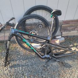 Yeti Sb150 Full Suspension Mountain Bike 
