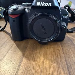 Nikon D40 DSLR