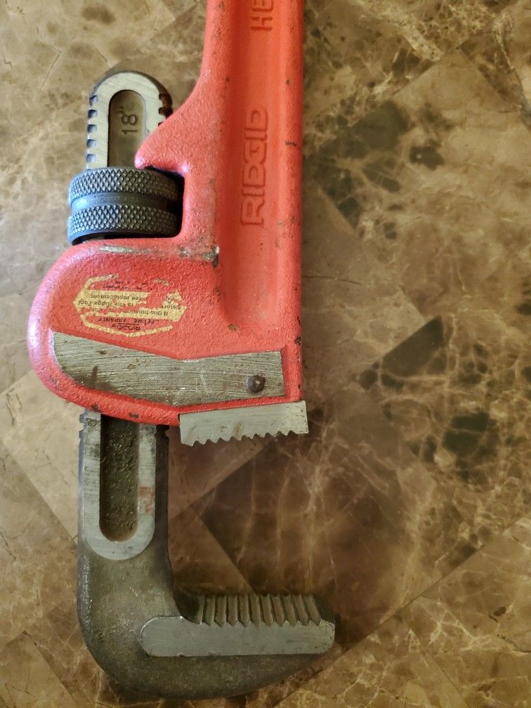 18" Rigid Pipe Wrench
