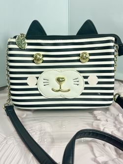 Betsey Johnson Luv Kitty Cat black and white striped Crossbody purse