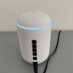 Ubiquiti UniFi Dream Machine (UDM) Router