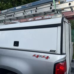 ARE Utility Canopy with ladder rack