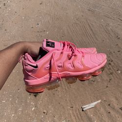 Nike vapor max “pink”