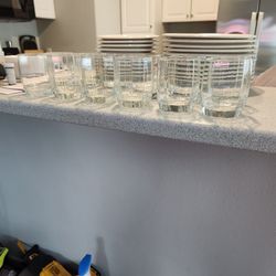 Pfaltzgraff Dinnerware Set