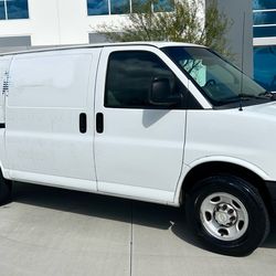 2012 Chevy Express 3500 Cargo Work Van V8 A/C Ready For Work