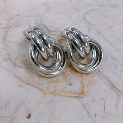 Loop Earrings 