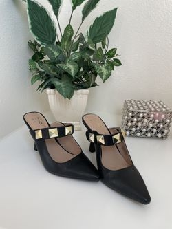 Black Closed Toe Mule w/ Studded Strap Size 10