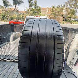 285/30/20 Pirelli Pzero 60%+ Tread (1) Single 