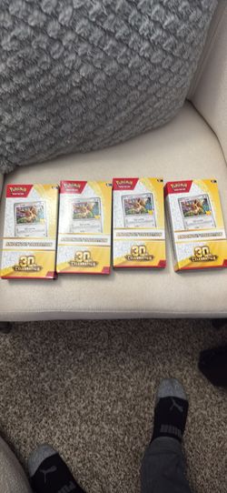 Pokemon 30th Knock out collection