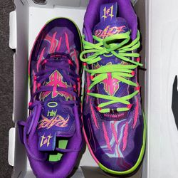 Basketball Shoes Size 10.5