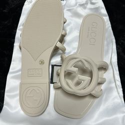 Gucci Slipper Size 6.5 W US