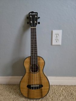 Breedlove Ukulele - Ex CU S