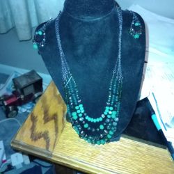 Green Beaded Layered Necklace Green With Matching Earrings New 
