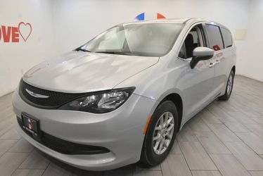 2023 Chrysler Voyager