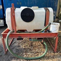 300 Gallon Water Tank On Stand