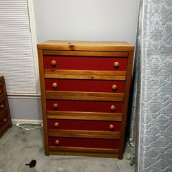 Wood dresser set