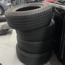 Michelin Defender 265/65/17